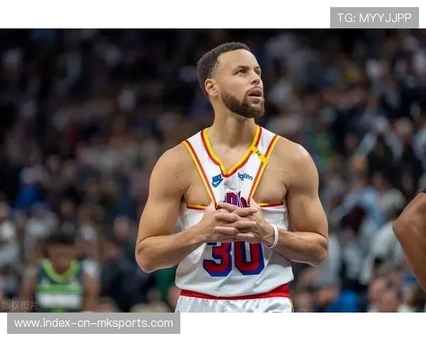 库里外线威慑持续存在：一把改变防守格局的隐形利器