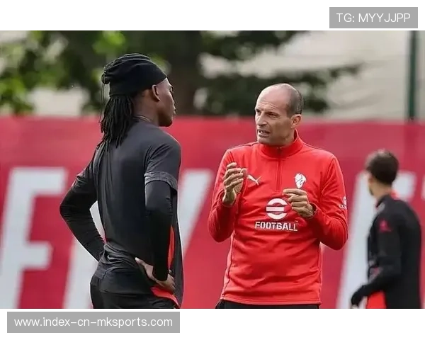 莱奥不再迷恋盘带？他的新踢法让对手更害怕